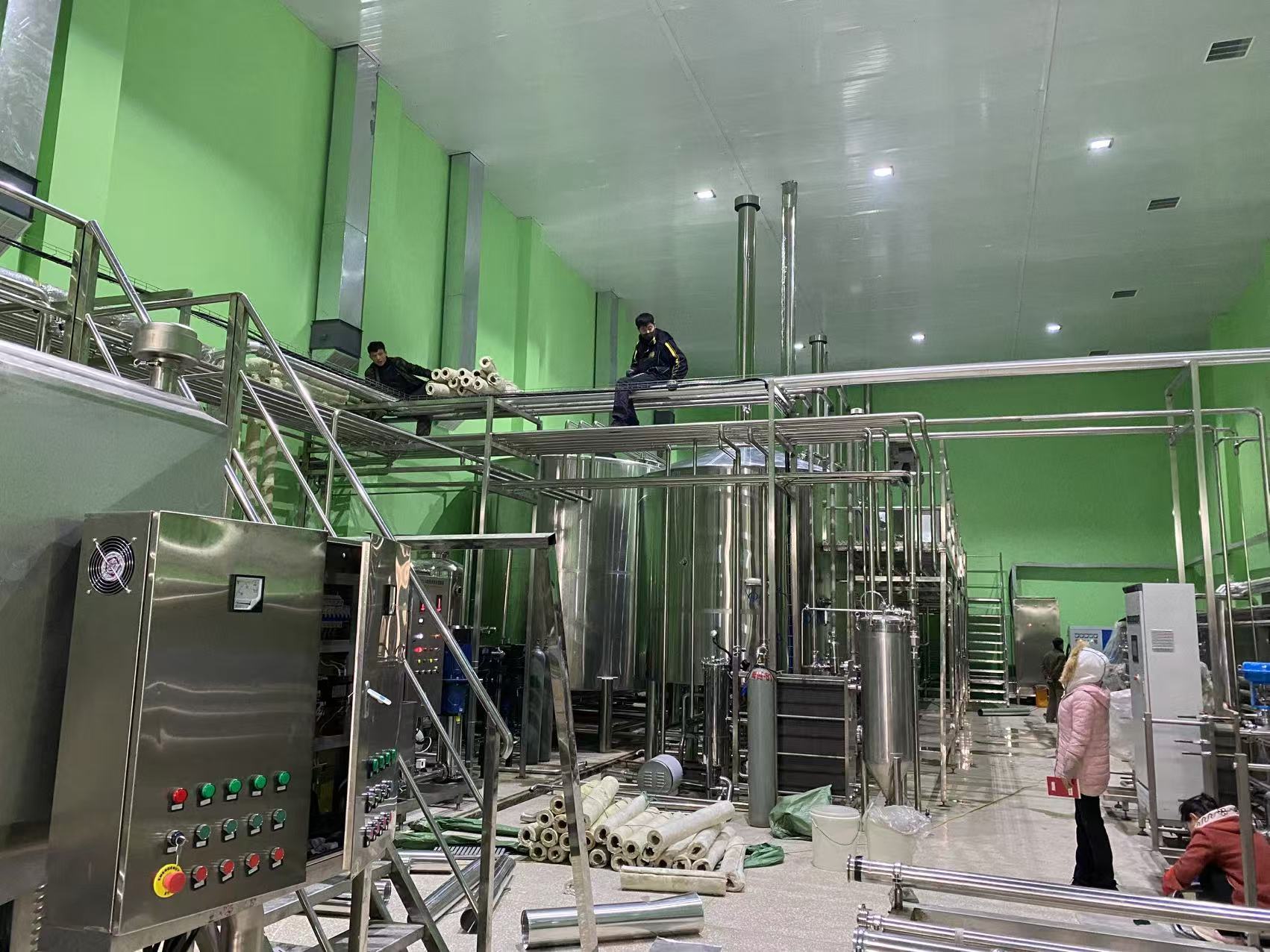 夏县精酿啤酒设备厂—精酿啤酒设备制造:传承工艺与创新科技的交融
